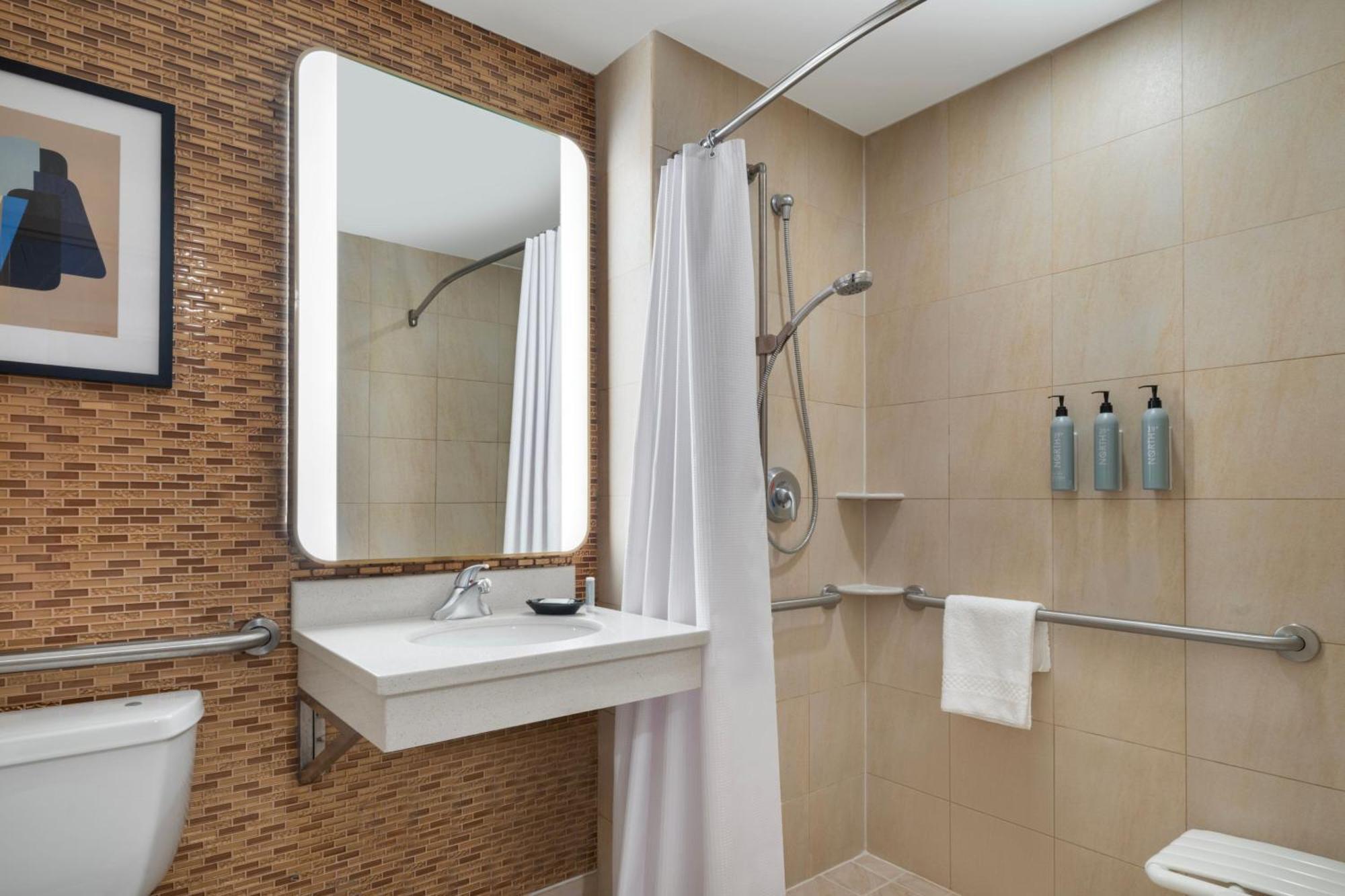 Courtyard By Marriott New York Manhattan / Soho Exterior foto